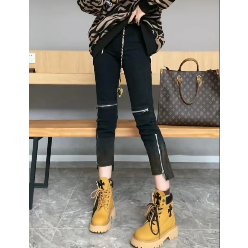 梨型身材小个子弹力显瘦直筒牛仔裤女2024秋冬新款加绒加厚烟管裤