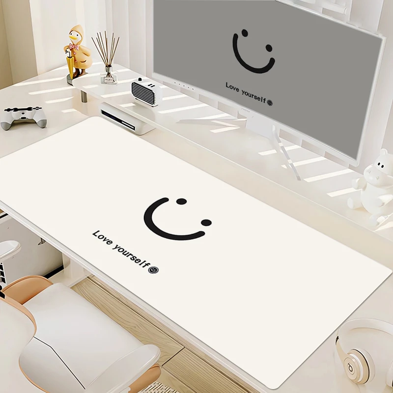 极简笑脸鼠标垫子女生超大工位桌垫宿舍高级感电脑垫ins锁边家用