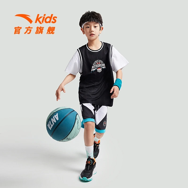 安踏儿童针织男童时尚T恤吸汗速干假两件套运动球衣男童夏装套装