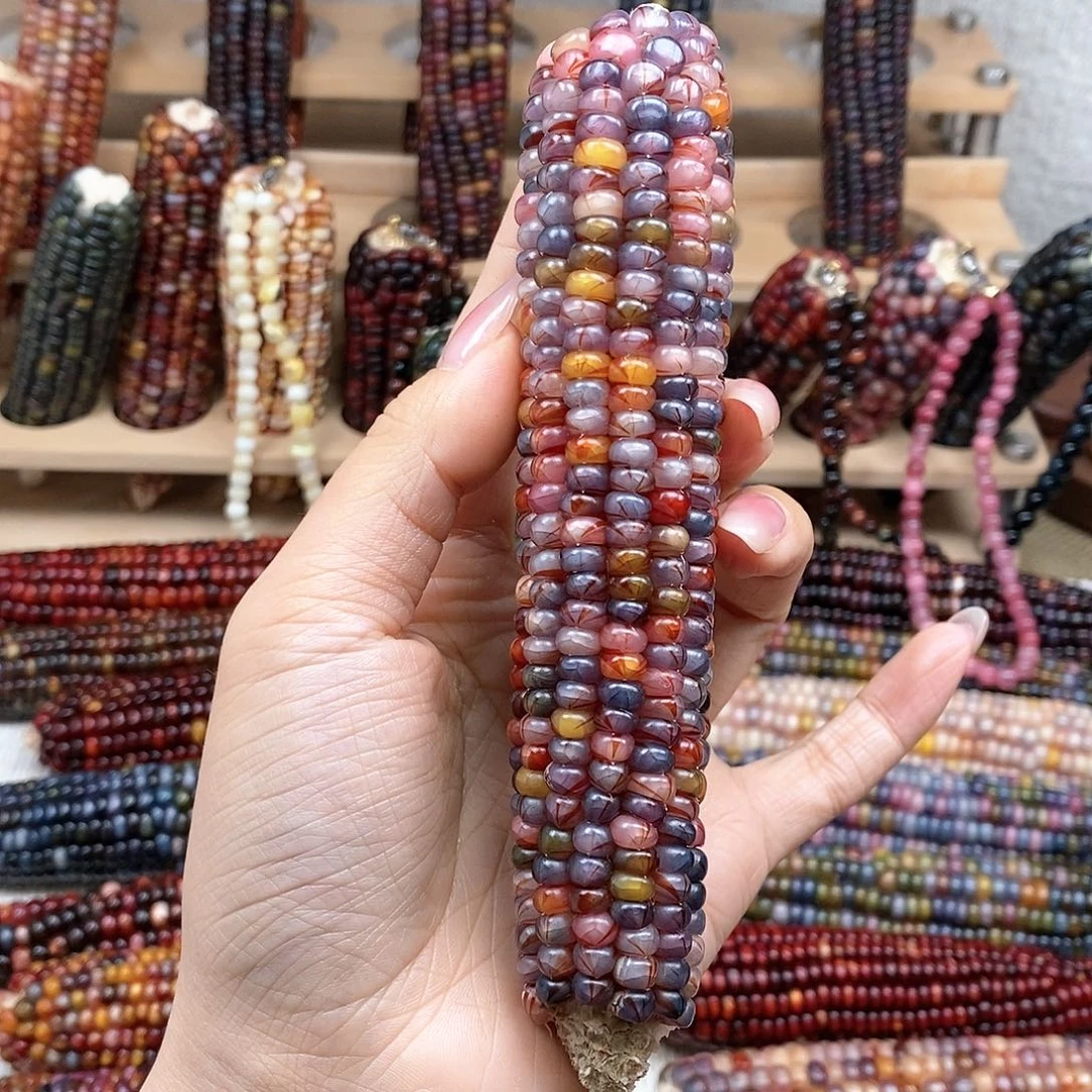 藤类文玩玉米毛料