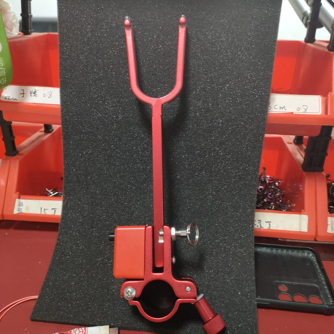 仁道摆渡人定制报警锁杆器