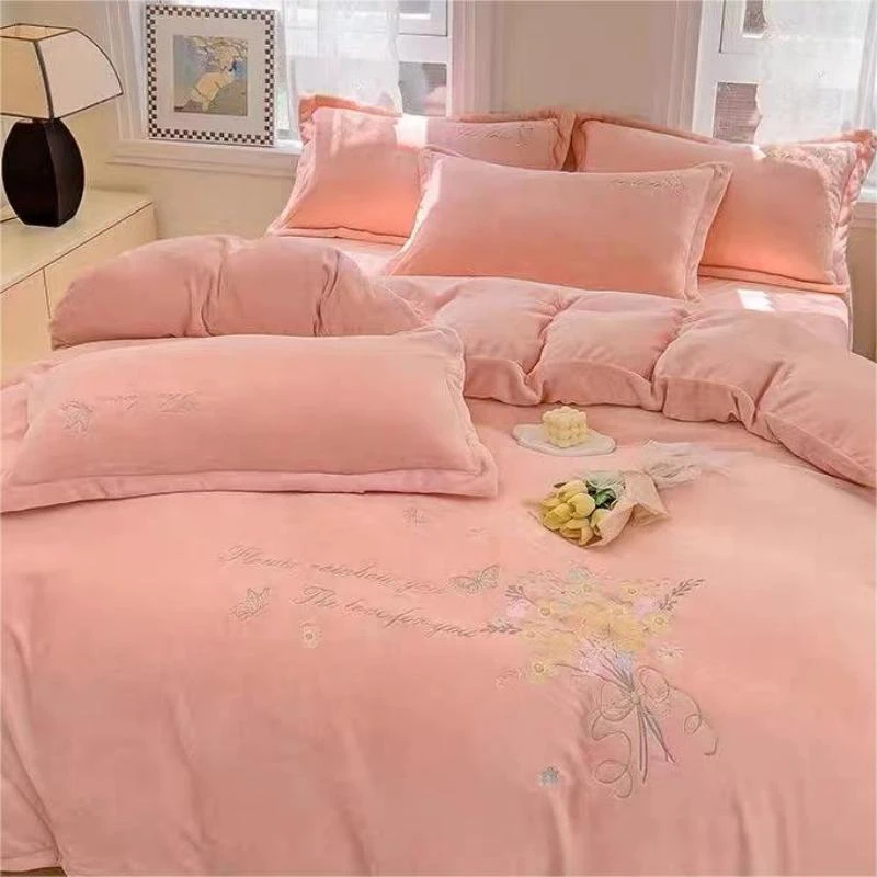 【宠粉浮力】 高端亲肤加柔牛奶绒刺绣四件套-花语-粉