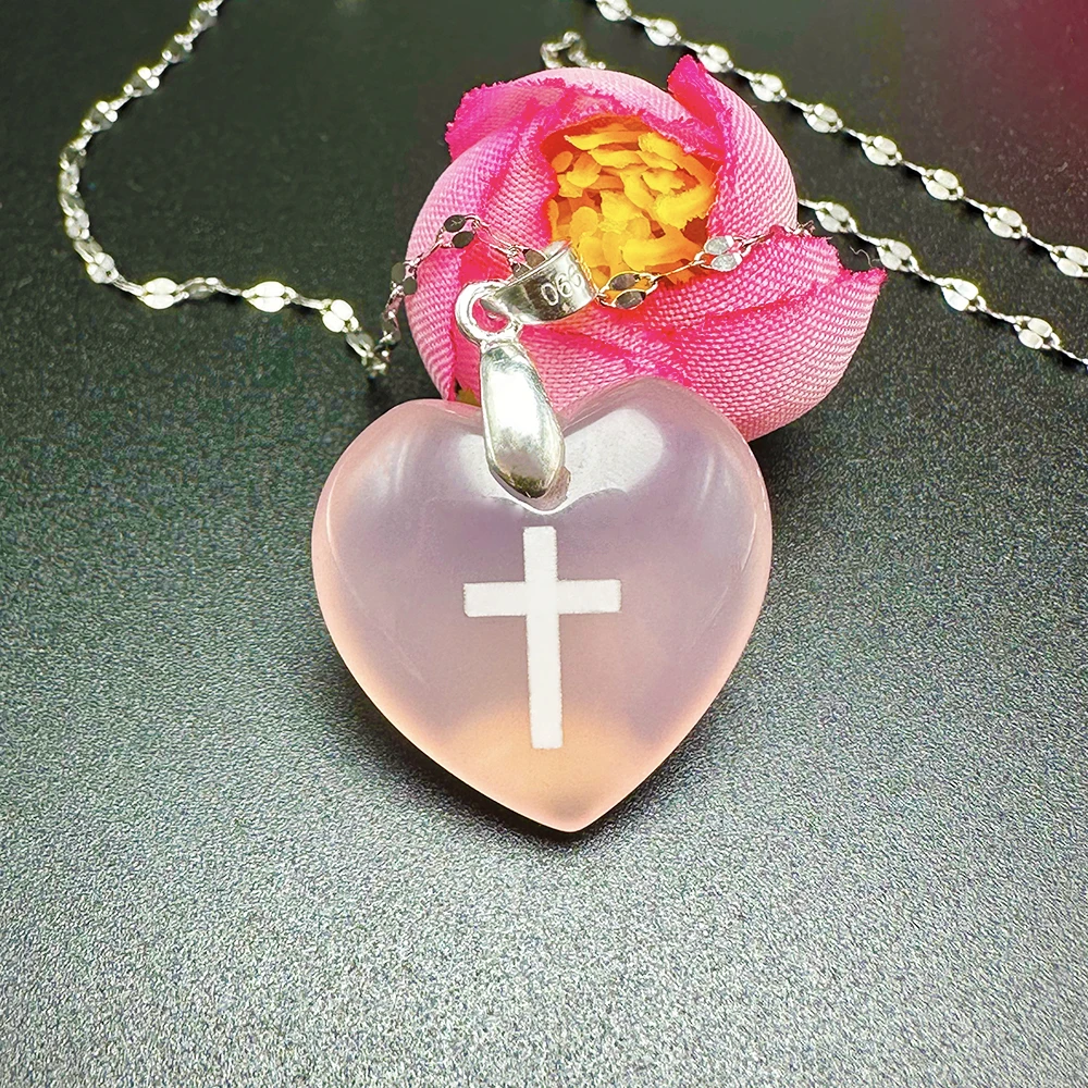 玛瑙玉髓吊坠粉色银镶双面十字架心形项链锁骨链女款过生日送礼物