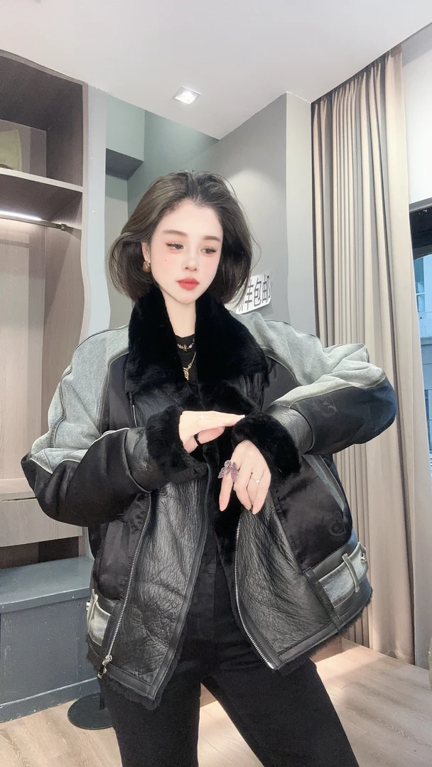 【缘姐精选】欧货机车款鹅绒服女冬新进口皮毛一体拼牛仔桑蚕丝外套