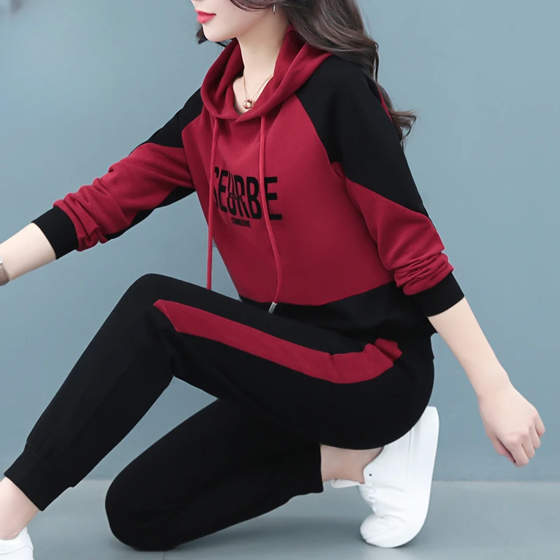 春秋季连帽卫运动服套装女2023新款春秋时尚中年长袖大码两件套