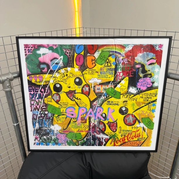艺术家游进维皮卡丘街头涂鸦系列客厅餐厅玄关挂画限量版画