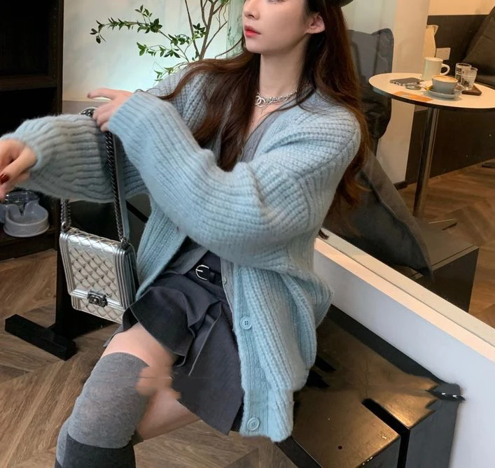 1403 【毛衣开衫】温柔学姐百搭蓝色清冷风毛衣外套（F13）