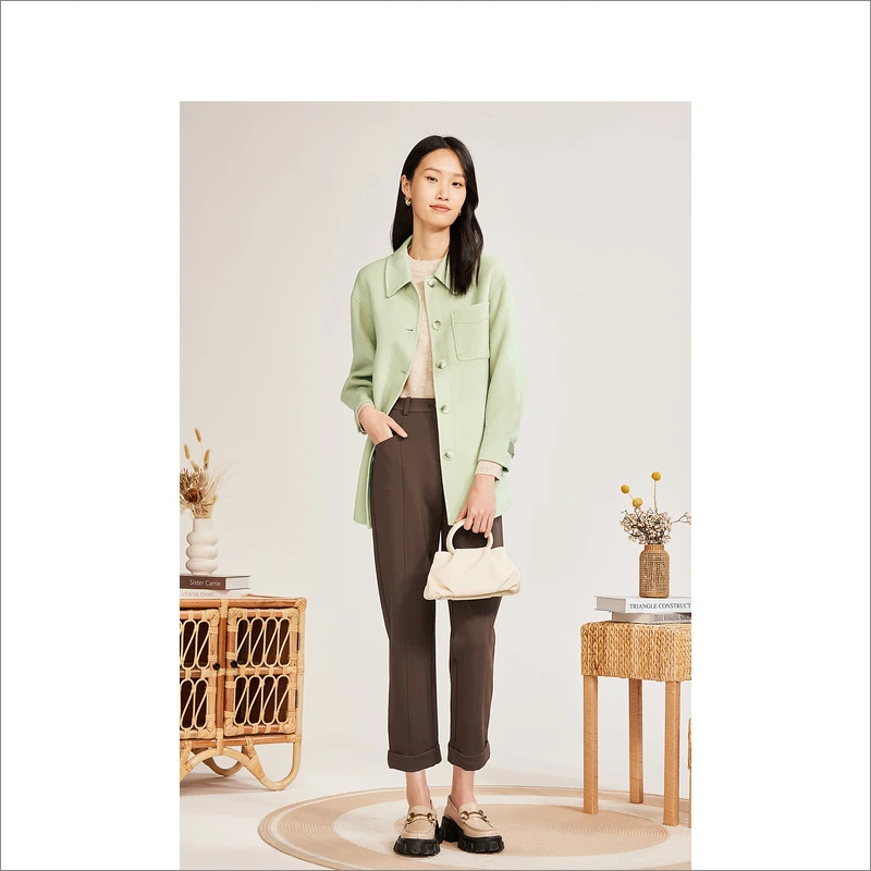 YINER音儿专柜女装冬季新款毛呢外套直筒百搭简约宽松8C32510300