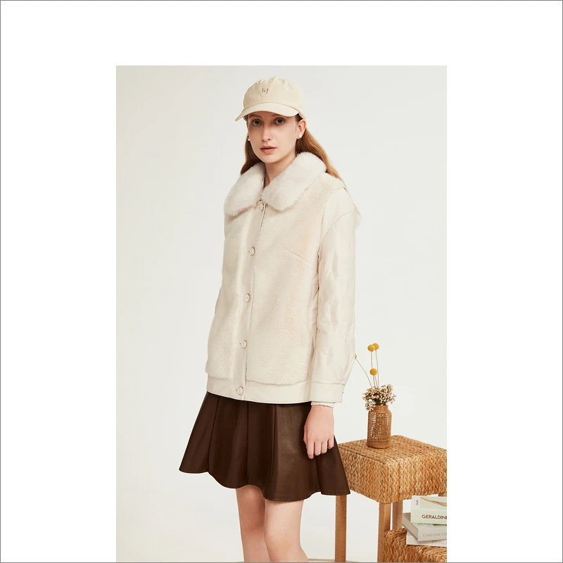 YINER音儿冬季新款羽绒服时尚休闲翻领8C42509376