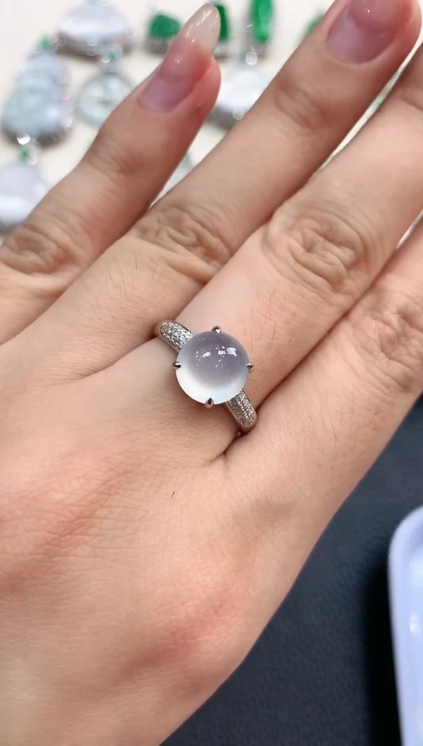 【闪购商品】翡翠戒指18K金镶嵌B32