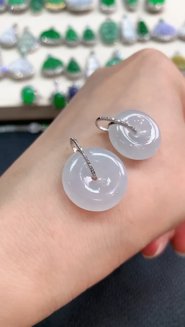 【闪购商品】翡翠吊坠(不含链)18K金镶嵌v2多样性一件发货