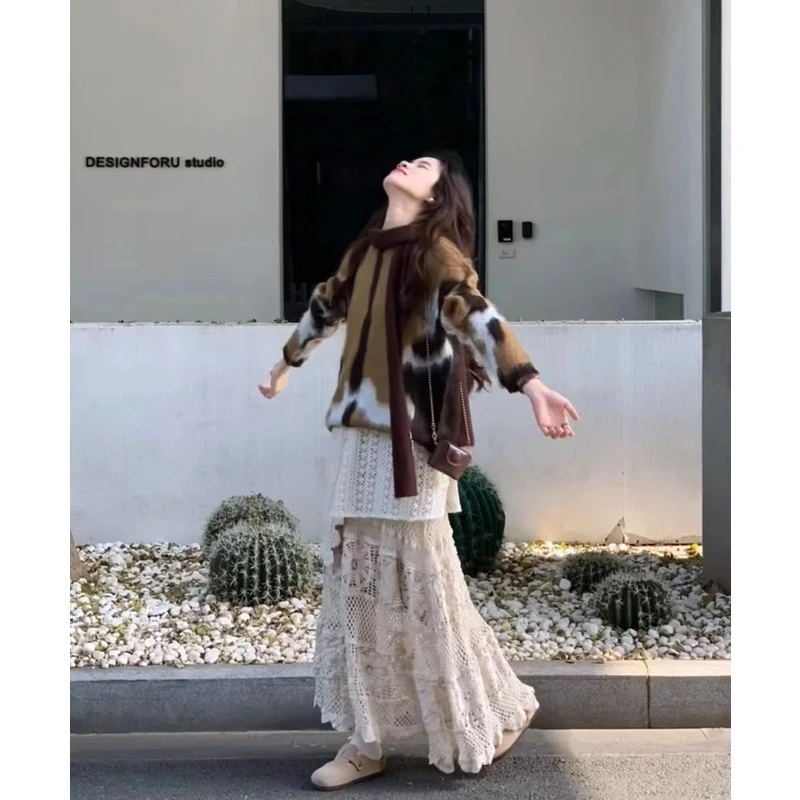 2024秋季新款森系文艺穿搭撞色圆领上衣蕾丝吊带配高腰显瘦半身裙
