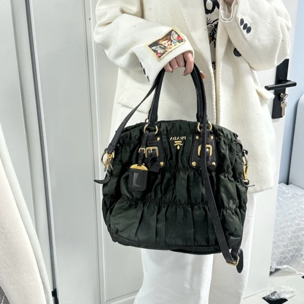 95新 Prada/普拉达 JM7/斜挎包