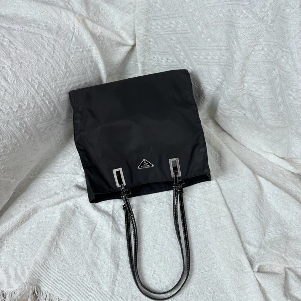 95新 Prada/普拉达 YF819/单肩包