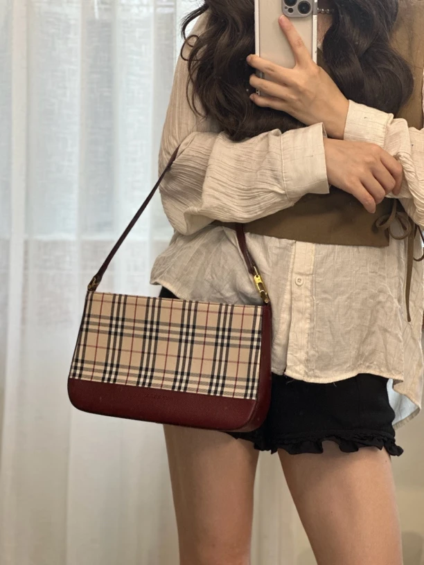 95新 BURBERRY/博柏利 单肩/博柏利/sk390