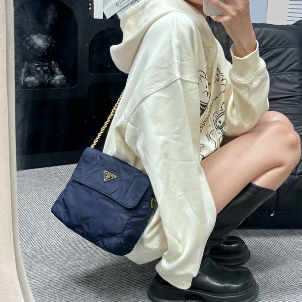 95新 Prada/普拉达 TH306/斜挎包