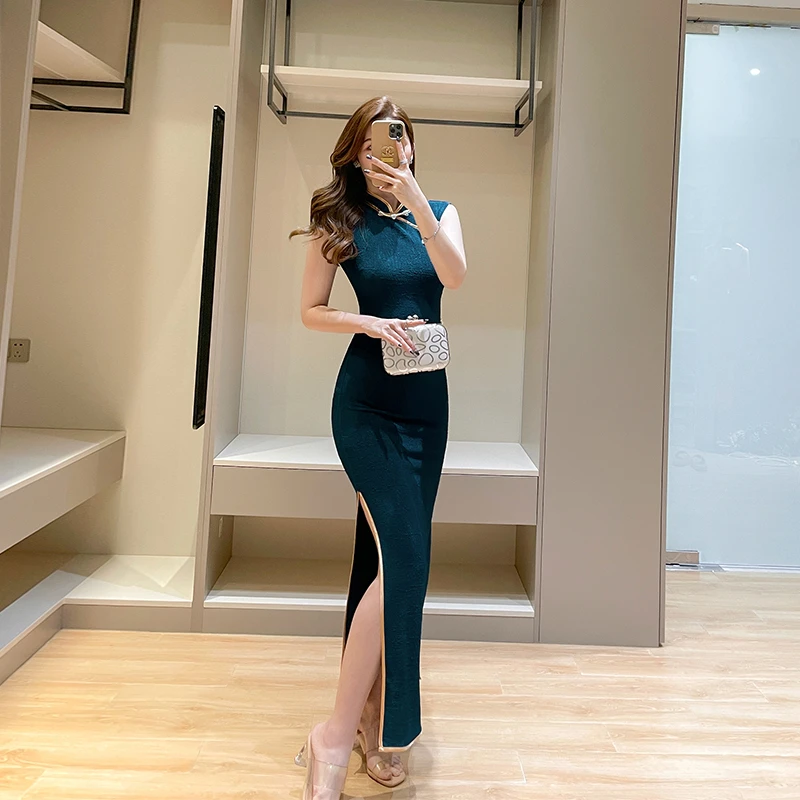 绿色新中式旗袍女夏季气质优雅中国风古法无袖盘扣修身开叉连衣裙