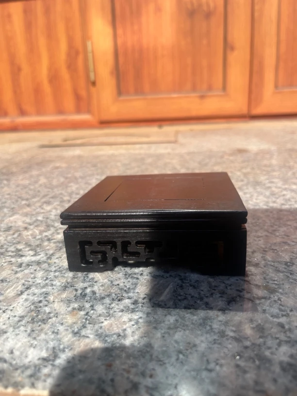 黑檀木创意雕刻古典底座