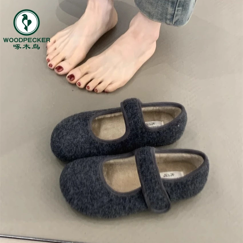 啄木鸟法式毛毛浅口平底玛丽珍单鞋子女秋冬加绒复古软底勃肯鞋