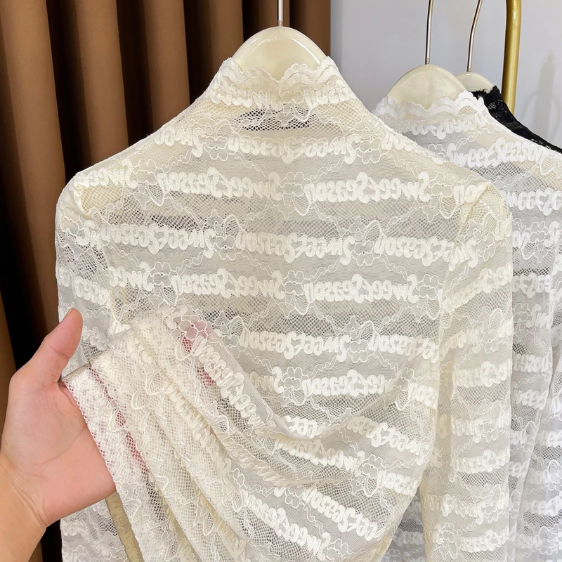 波浪边蕾丝内搭小衫女2024新款洋气毛衣叠穿薄纱高级感网纱打底衫