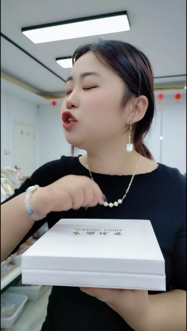 【闪购商品】树脂制品0451大白盒子