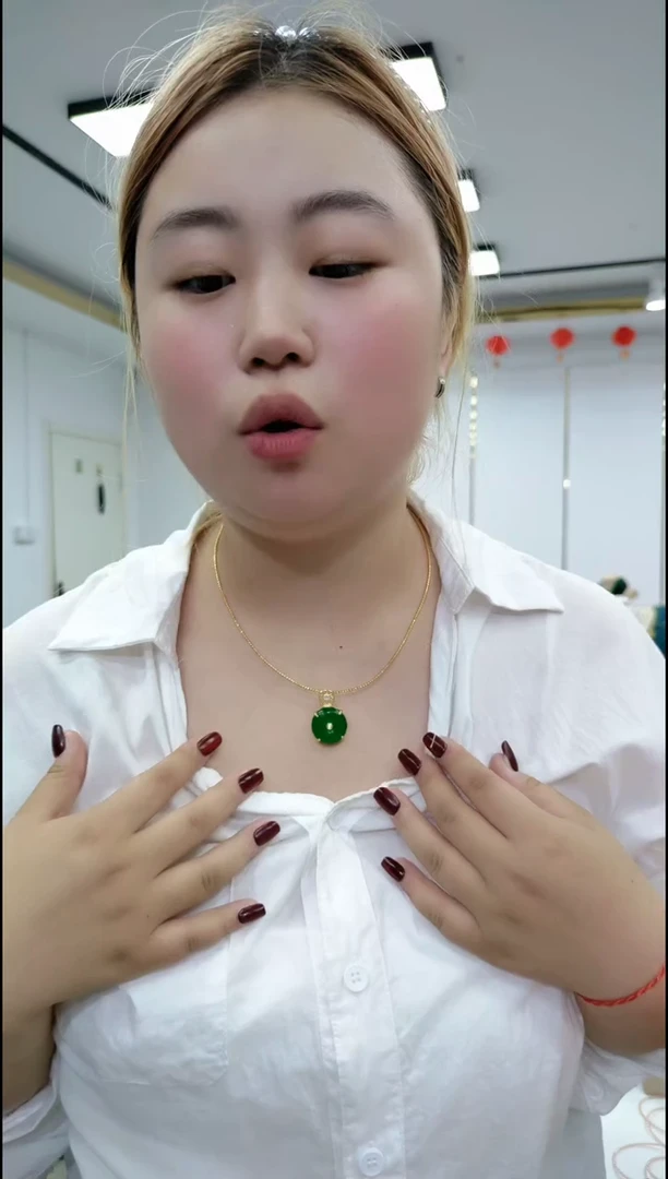 【闪购商品】翡翠颈饰未镶嵌18054绿扣子吊坠