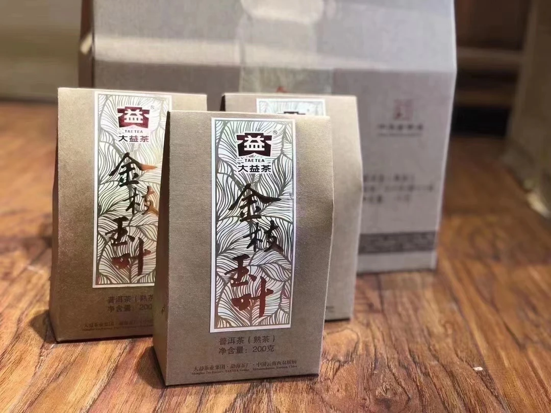 2011年金枝玉叶熟茶200克