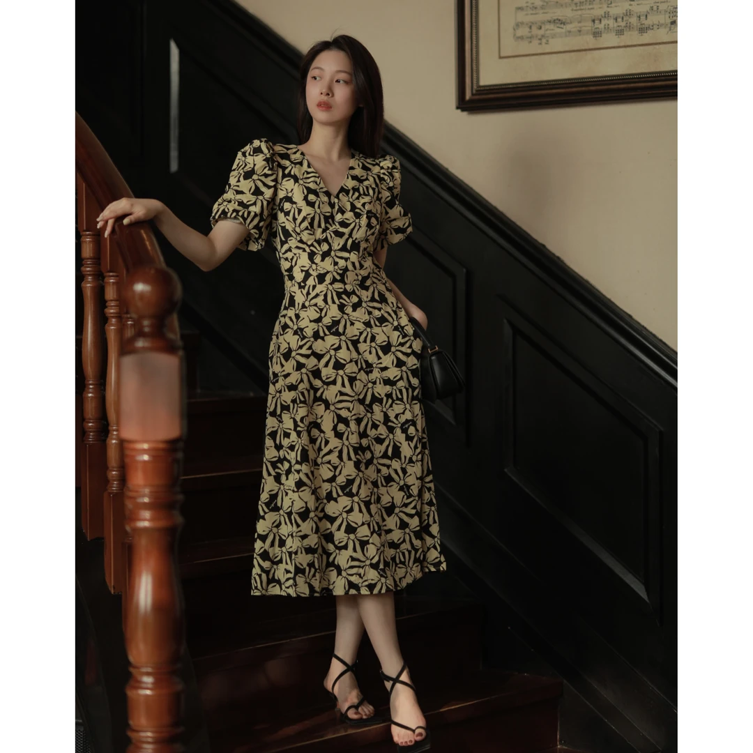 Migaino/曼娅奴品牌时尚设计感印花连衣裙MN24DA651