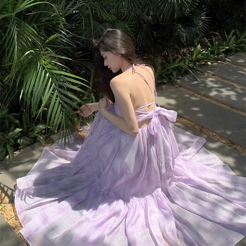 风信紫v领挂脖吊带连衣长裙女夏海边旅游拍照多巴胺度假裙氛围感