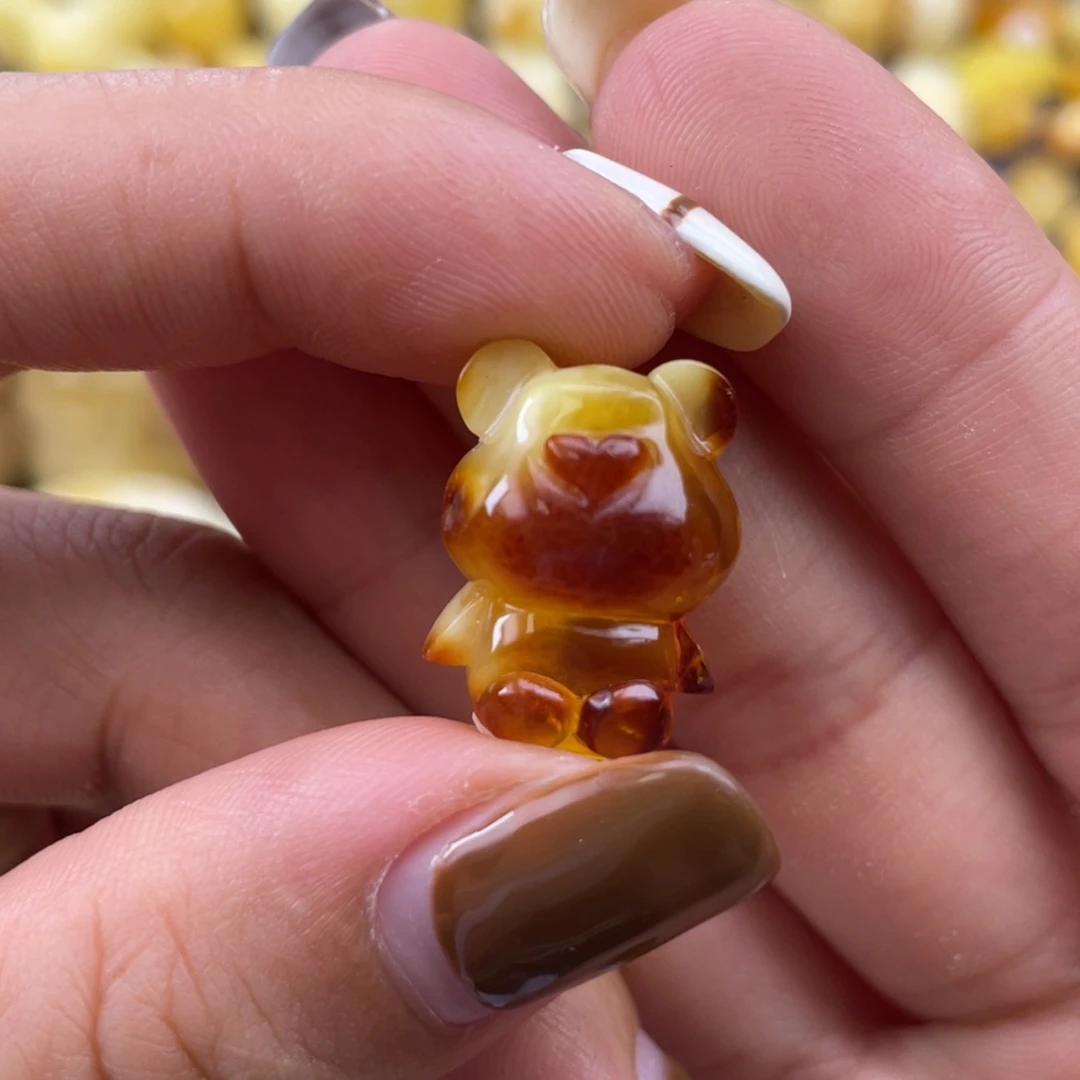 琥珀裸石未镶嵌蜜蜡