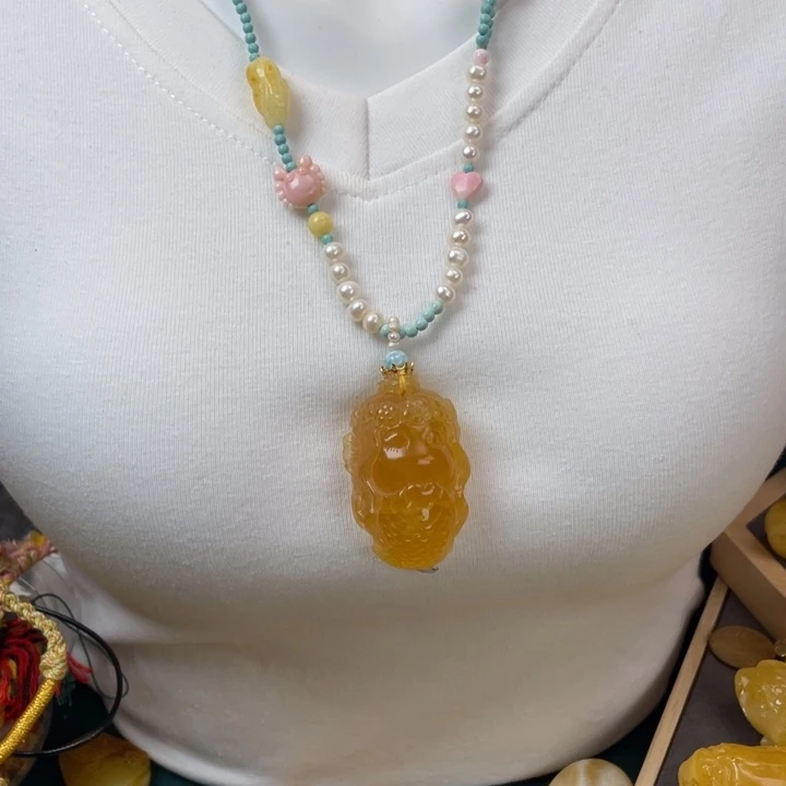 琥珀裸石未镶嵌蜜蜡