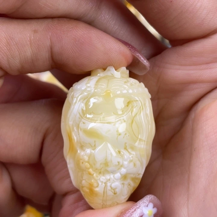 琥珀裸石未镶嵌蜜蜡