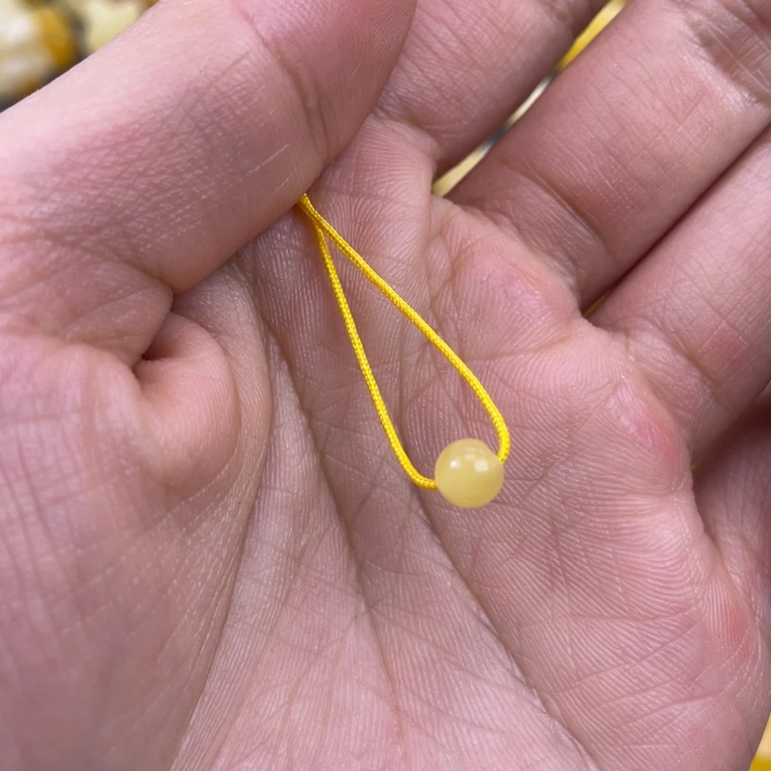 琥珀裸石未镶嵌月****～蜜蜡