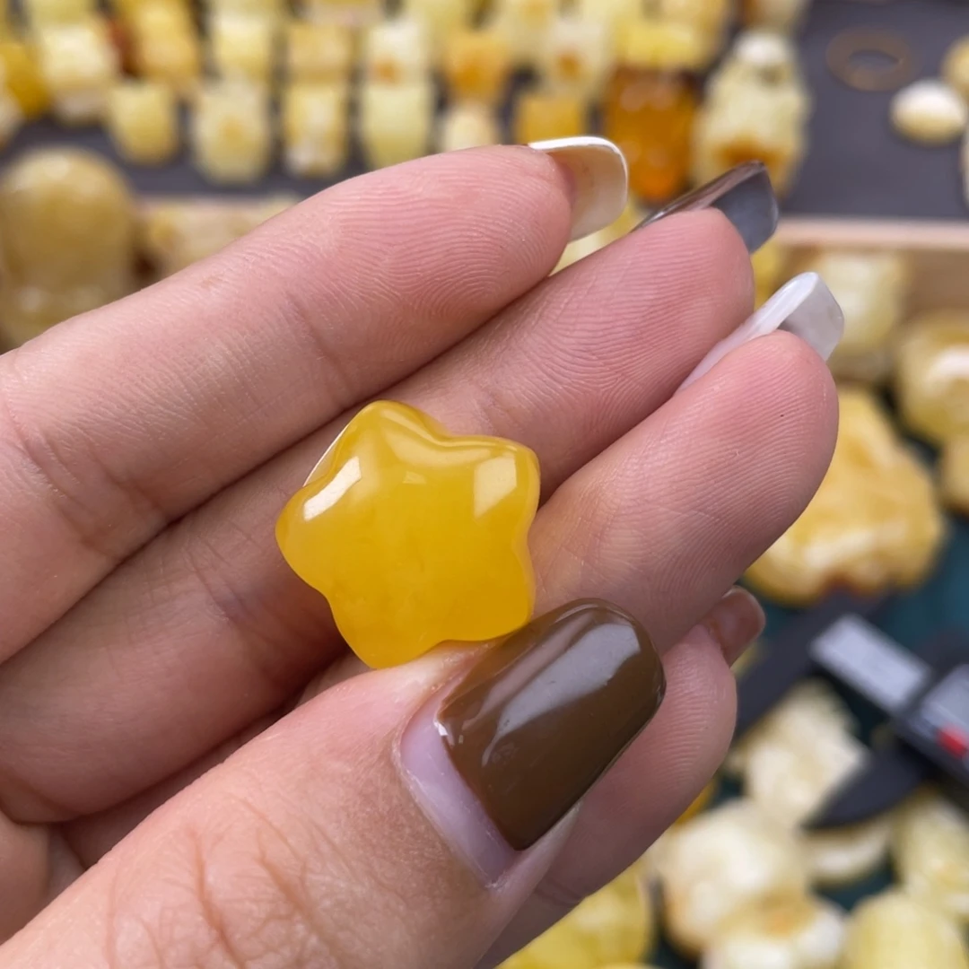 琥珀裸石未镶嵌蜜蜡