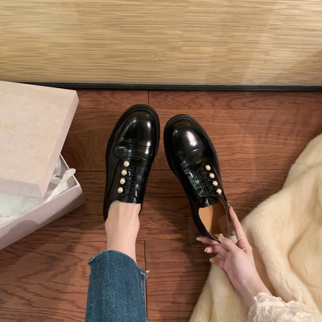 葡萄妈studiolee 复古英伦风圆头粗跟珍珠扣复古牛津乐福小皮鞋女