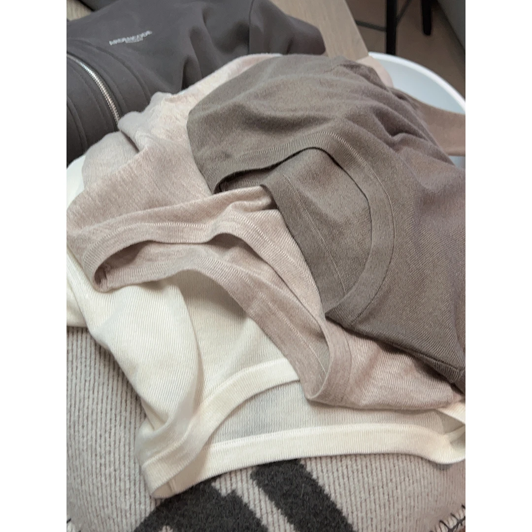 葡萄妈studiolee 洋气穿了会上瘾的圆领桑蚕丝针织打底衫秋冬女