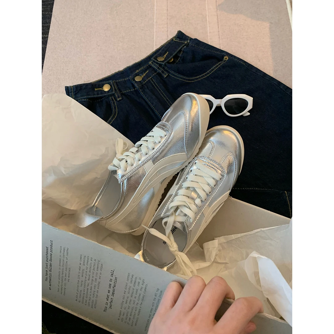 葡萄妈studiolee 阳光律动圆头拼色系带侧交叉线条休闲阿甘鞋