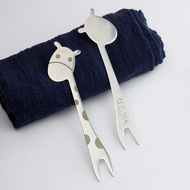 叉子网红水果小叉子水果长颈鹿儿童水果叉家用创意不锈钢轻奢餐具