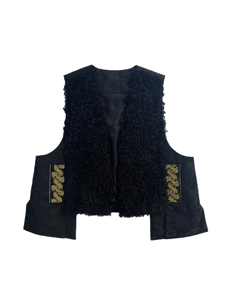 小董服饰2024003国风款时尚休闲百搭流行毛马甲新中式潮流