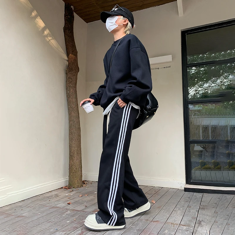 三杠条纹运动裤子男ins潮牌直筒宽松坠感阔腿裤痞帅加绒大码卫裤
