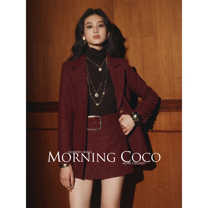 MORNINGCOCO绵羊毛高级感亮丝砖红西装外套/裙裤女春季新款MC0051