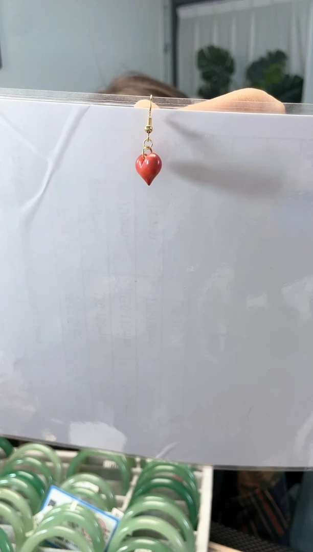 【闪购商品】石英质玉耳钉未镶嵌帝王砂朱砂耳环