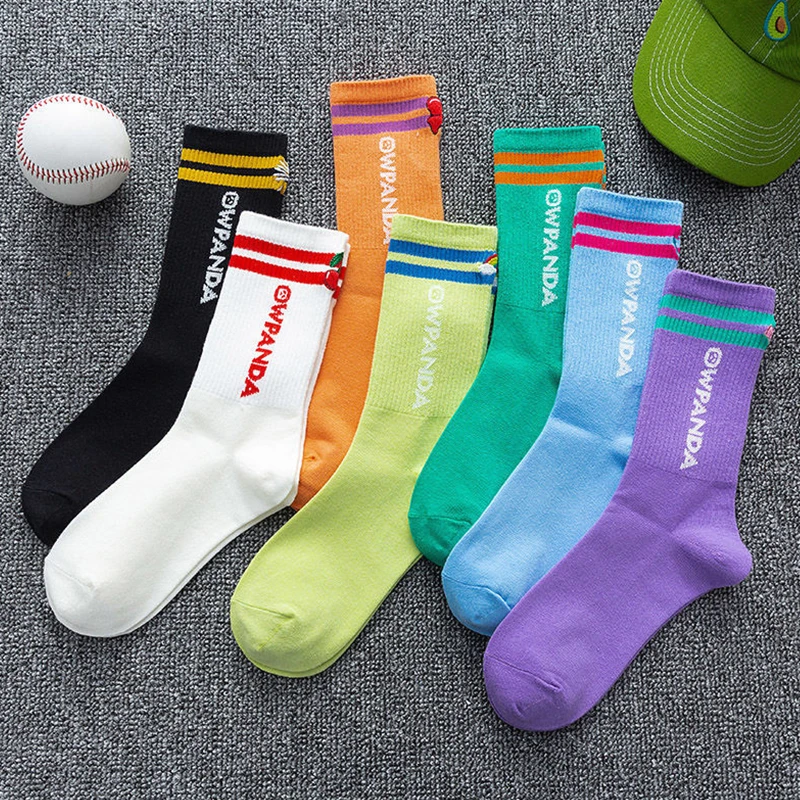 中筒袜子女秋冬时尚条纹字母款网红潮流ins外穿配鲨鱼裤透气棉袜