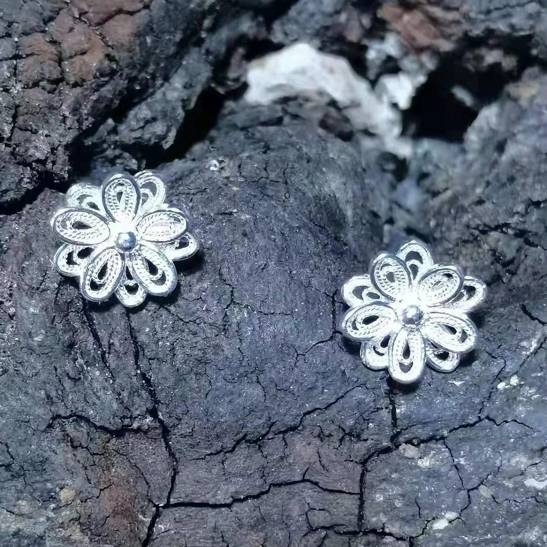 山呷呷 足银耳饰 花丝小清新旋转花花耳钉手工气质百搭纯手工精美