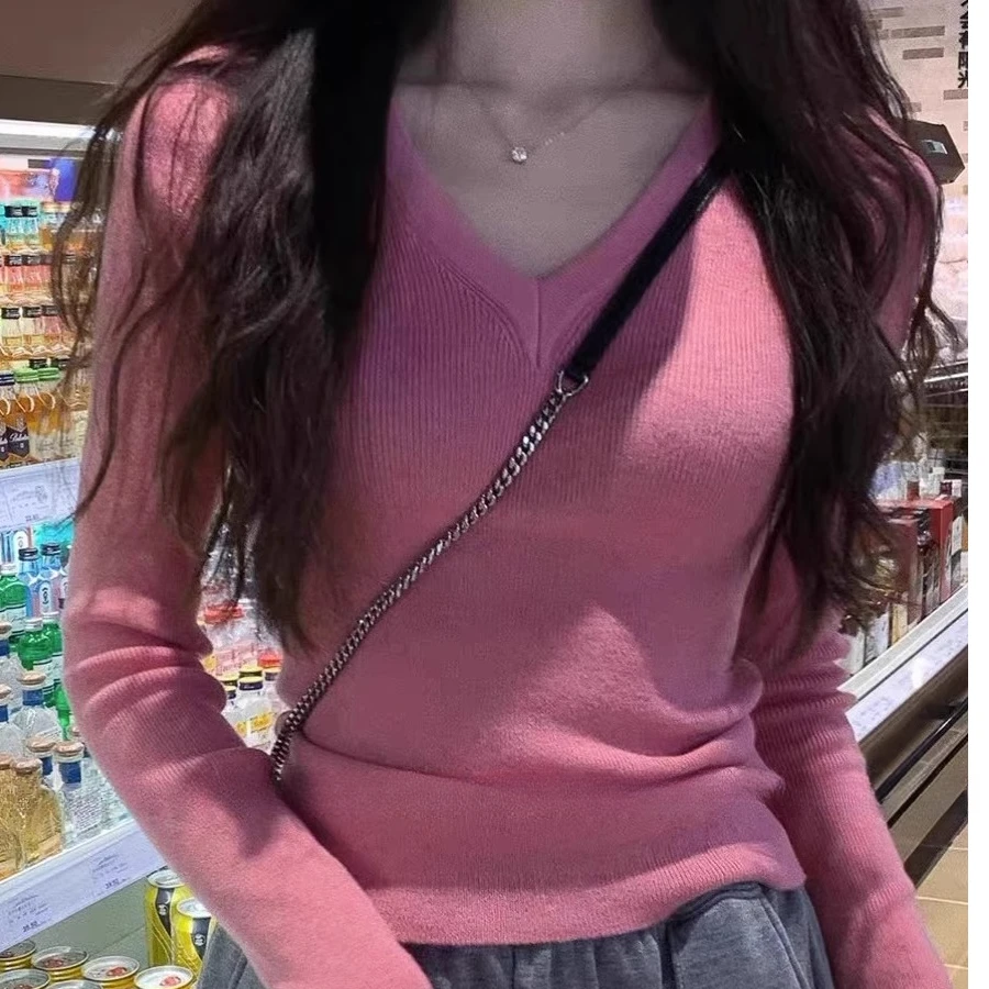 别致v领打底衫女内搭早秋2025新款修身高级感毛衣长袖针织衫上衣