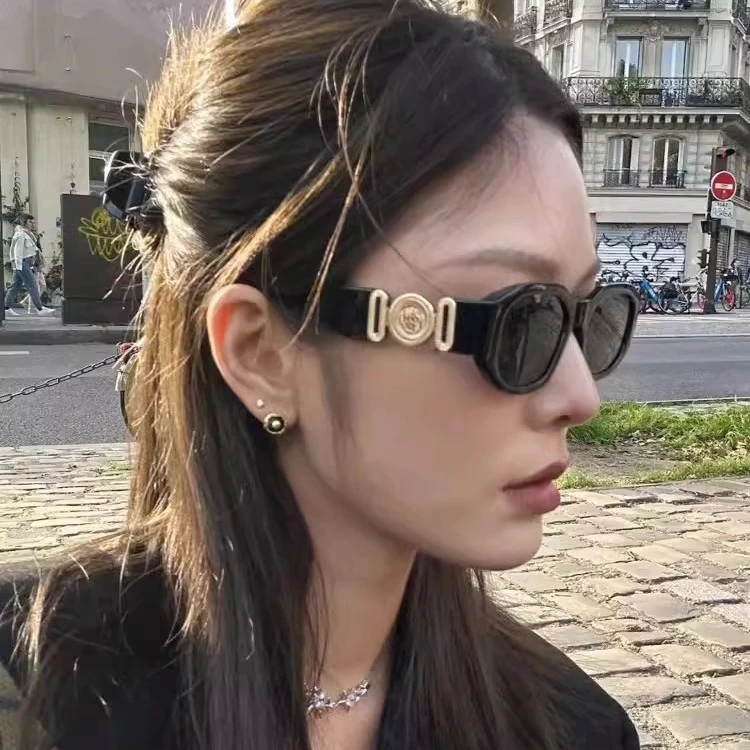 【原来是妈咪】同款长方形墨镜女款2025新款欧美拍照复古太阳眼镜