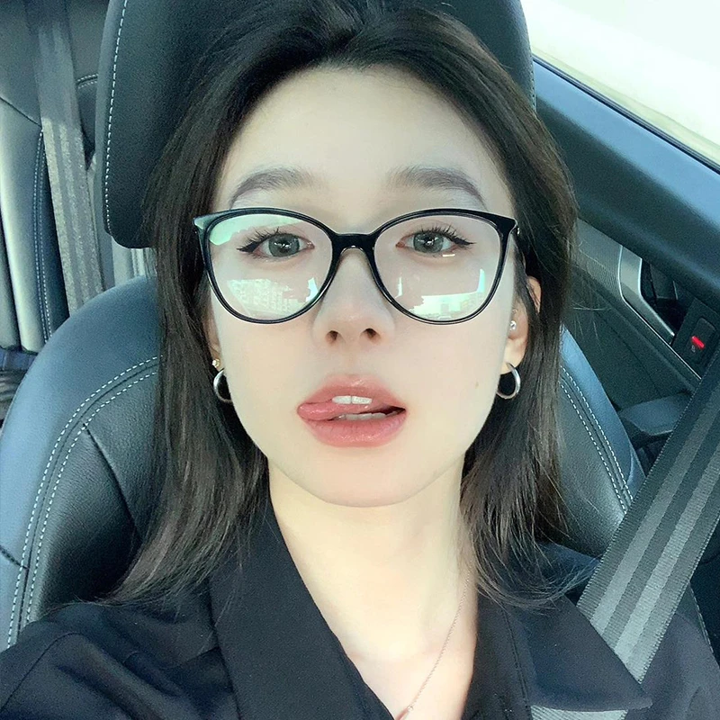 素颜神器猫眼眼镜框女显脸小黑框可配度数近视防蓝光网红款无镜片