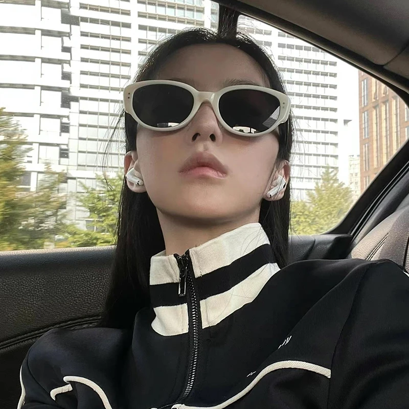 复古猫眼墨镜女高级感ins黑白猫型美式嘻哈太阳眼镜方脸欧美辣妹