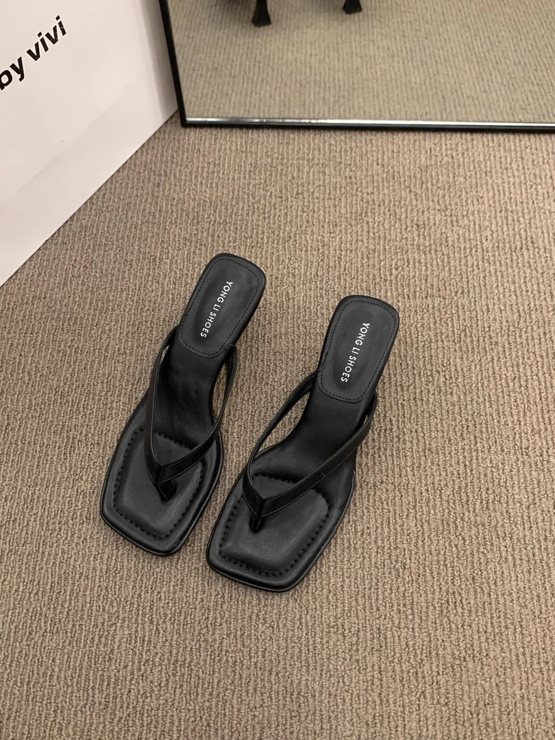 法式凉拖夹脚人字拖鞋仙女鞋子夏季外穿2025新款简约夹趾高跟凉鞋