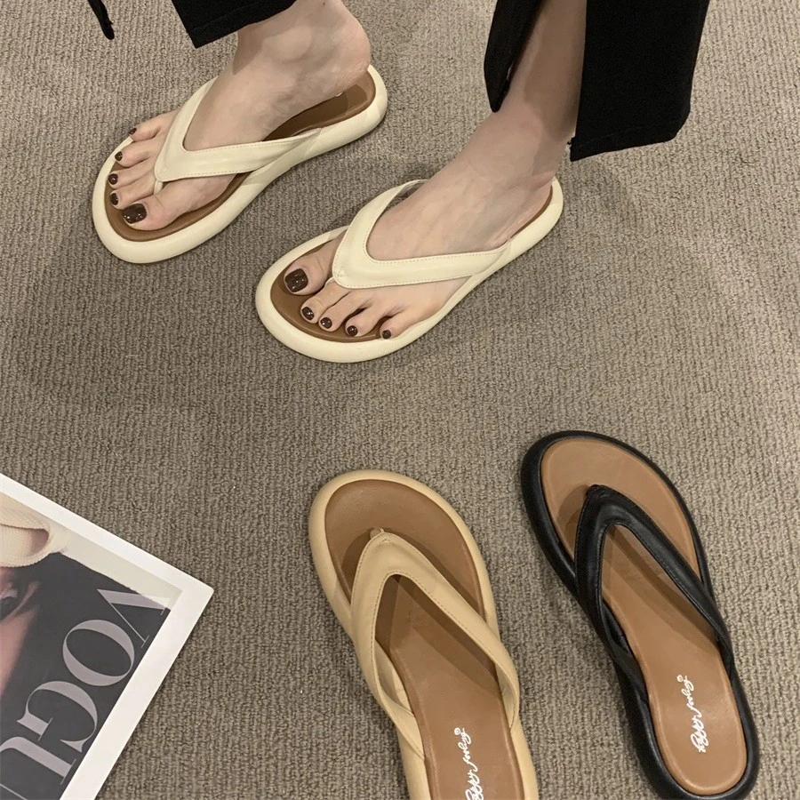 厚底白色人字拖女鞋子2025年春夏新款小众设计感夹趾法式小凉拖鞋